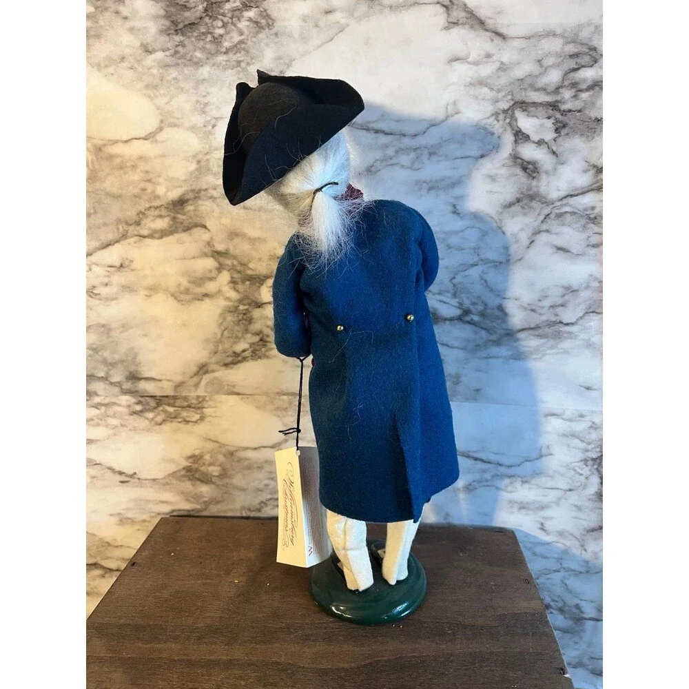 Byers Choice Williamsburg Colonial Gentleman  w/ Cane 1999